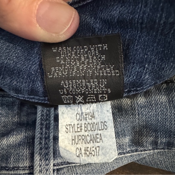 Black Orchid Hurricanea Studded Skinny Jeans Blue Distress Size 25 Edgy Rocker - Picture 15 of 17